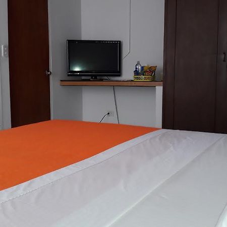 Hostal Deluxe Santander マニサレス エクステリア 写真